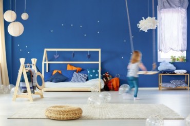 child-bedroom-with-swing-PXD6RD7