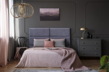 elegant-pastel-bedroom-interior-JG3CQT8
