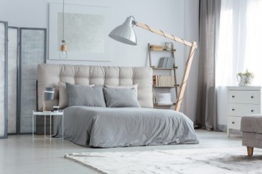 modern-grey-bedroom-PFULJ8K